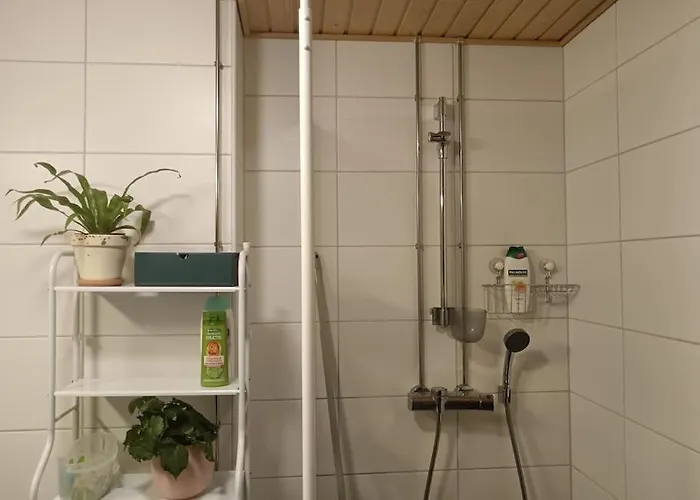 King's Oak Jungle Apartment *