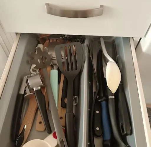 King's Oak Jungle 公寓 *